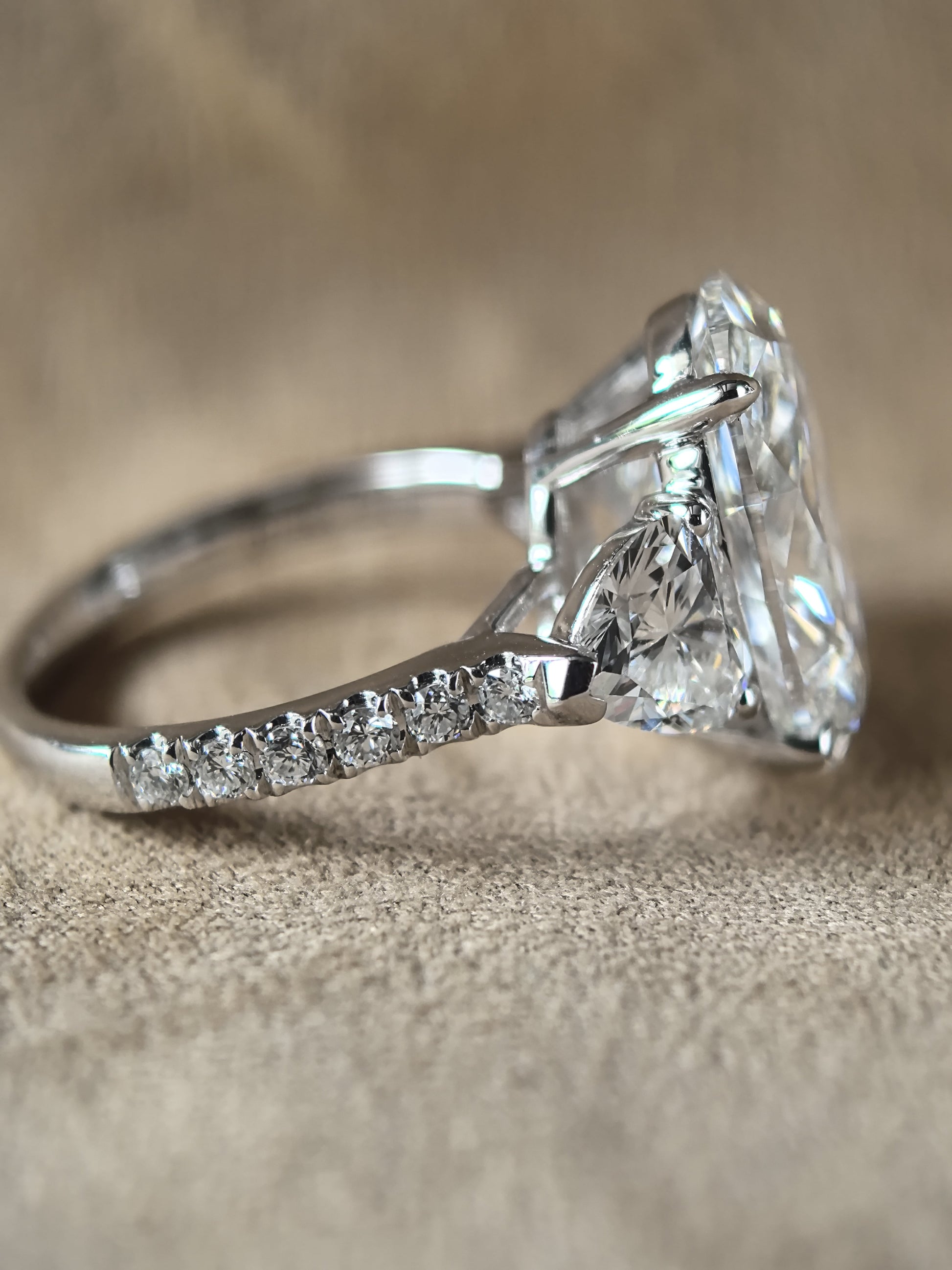 Juno Diamond Oval Heart Three-Stone Luxury Ring