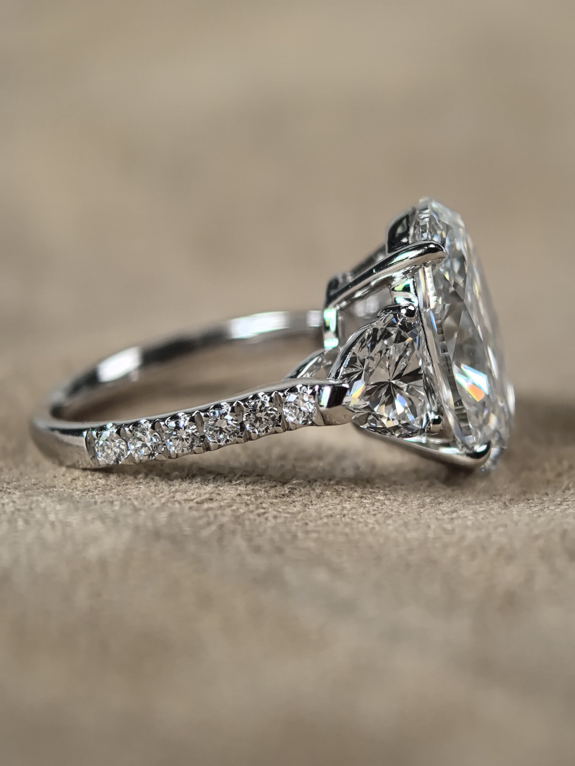 Juno Diamond Oval Heart Three-Stone Luxury Ring