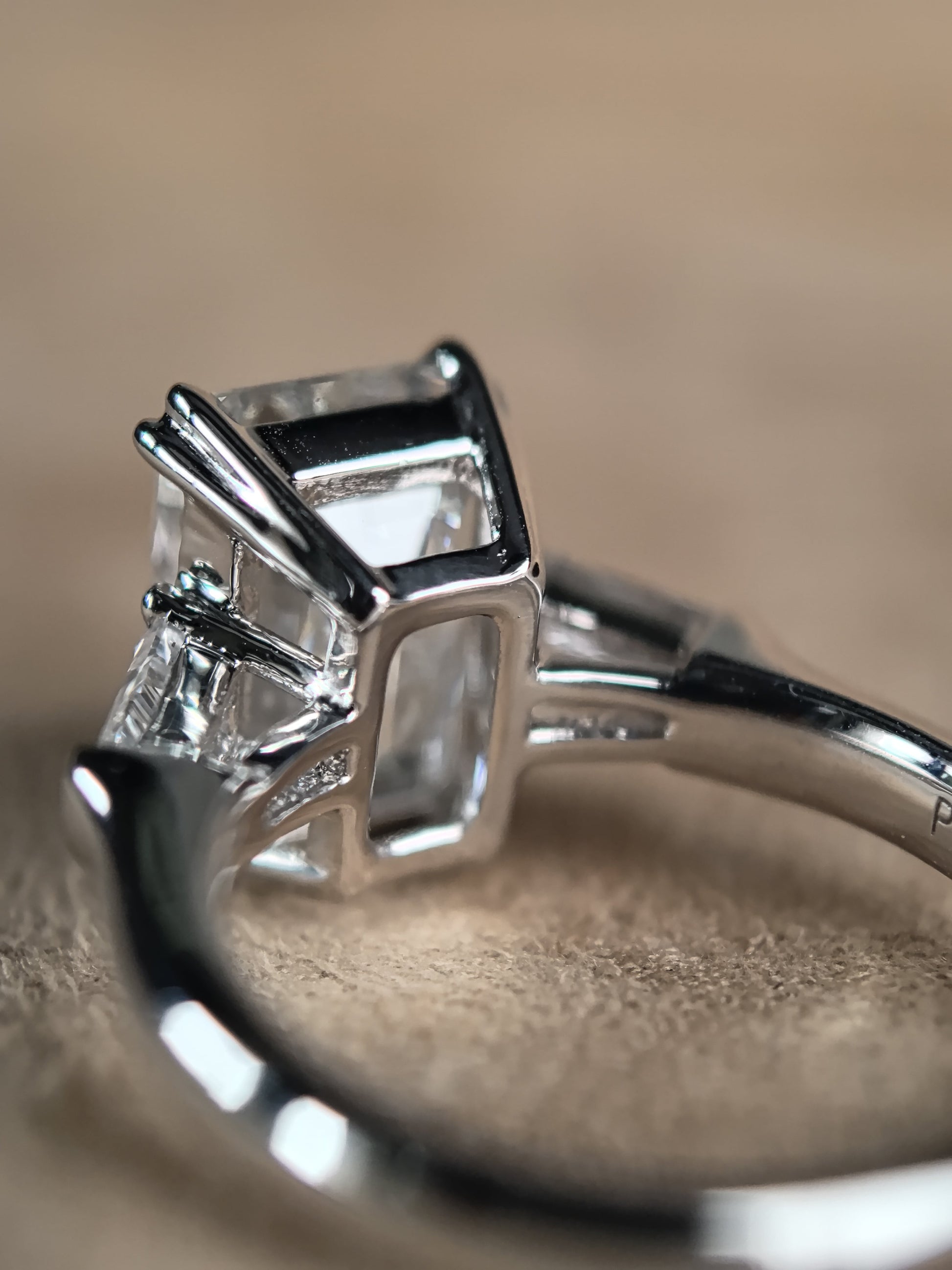 Juno Diamond Emerald Cut & T-Cut Three-Stone Ring