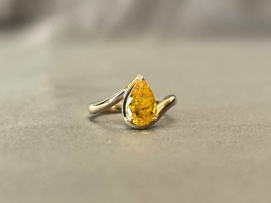 0.88 Carat Yellow Pear-Shaped Lab-Grown Diamond Pinky Ring