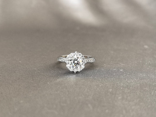 RO-21| 1 Carat Round Diamond Ring | With Diamond Accents | Round Shank 14k White Gold Ring