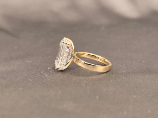 O-008|Ashoka Cut Diamond Ring | Elongated Cushion Cut Ring | 4-Prong Solitaire Ring