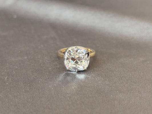 CU-004|Cushion-Cut Lab Diamond Solitaire Ring | Prong Setting | Modern Minimalist Design