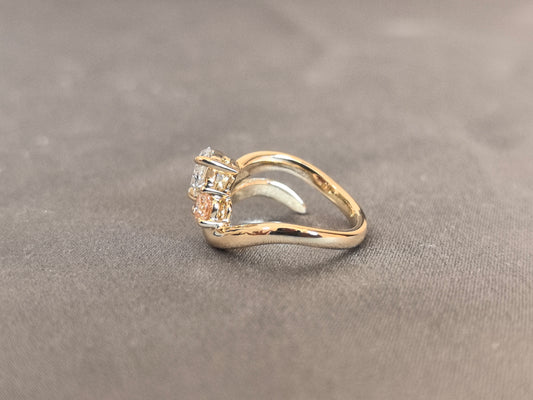 Juno Diamond MX-027 | 1 Carat Pear-Cut and Pink Round Lab-Grown Diamond Sculptural Wave Two-Stone Ring Ring