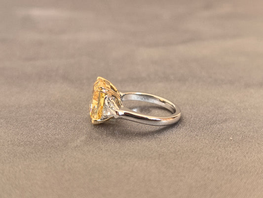 Juno Diamond MX-043 | 5 Carat Yellow Emerald-Cut Lab-Grown Diamond Three-Stone Ring with Tapered Setting Ring