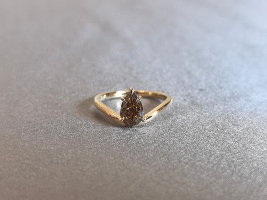 Juno Diamond PE-059 | 1 Carat Champagne Pear-Cut Lab-Grown Diamond Tulip Basket Ring Ring