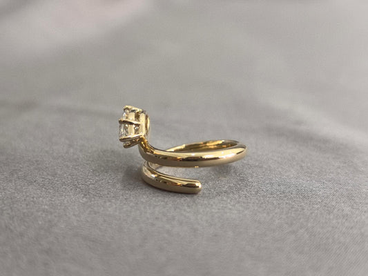 Juno Diamond Marquise pinky ring