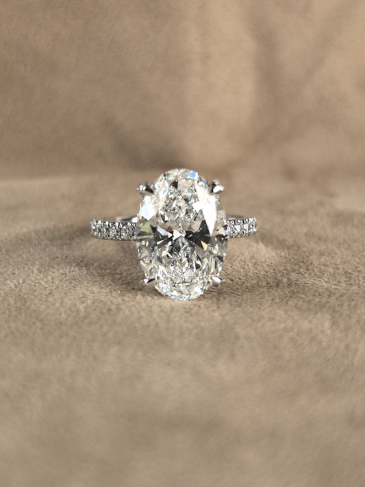 Juno Diamond Dainty Hidden Halo Oval Lab Diamond Ring