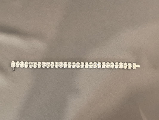 N-022 |  Oval Diamond Bracelet |  Elegant & Brilliant| 14k White Gold