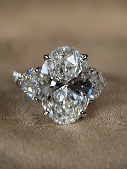 Juno Diamond Oval Heart Three-Stone Luxury Ring
