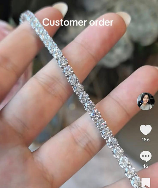 Juno Diamond A link for Emma nihed to pay