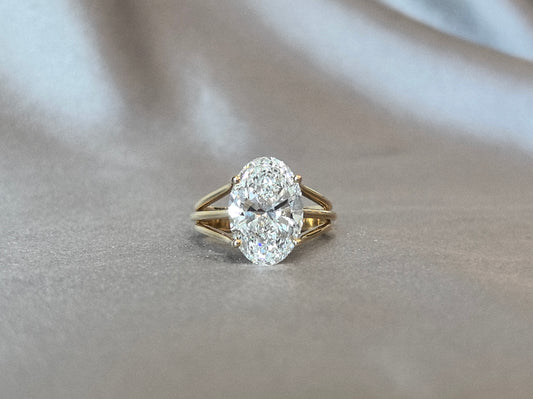 Oval Lab Grown Diamond Ring | Linear Design | 4-Prong Setting | 14K Gold | Architectural Elegance