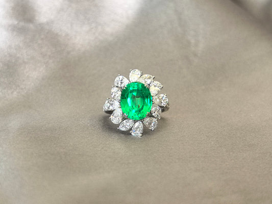 6.3ct 7.4g Sunflower Tsavorite Ring | Oval Cut with Pear & Marquise Halo | Lab-Grown