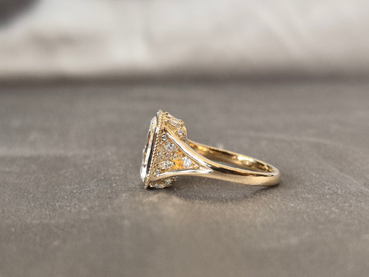 Luxury Vintage Inlaid Radien Ring | Pave Inlaid | Lab Diamond | Floral Halo Design