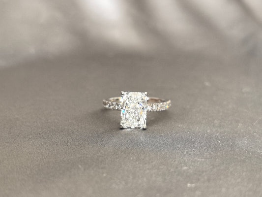 RD-006 |Radiant Diamond | Round Diamond Accents | Round Shank| Half Eternity Ring