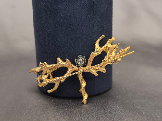 O-016 | Twig & Branch Lab Diamond Brooch| Solid Yellow Gold Setting | Organic Twig & Branch Textured Design