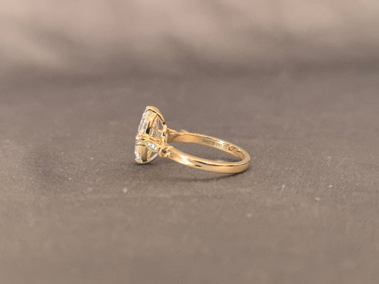 OV-050 |Oval Cut Diamond | Marquise Diamond Accents | Pinky Ring | Round Shank 14k Yellow Gold Ring