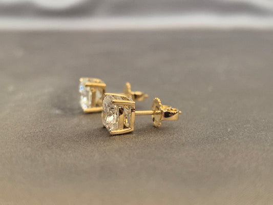 E-007|Cushion-cut lab diamond stud earrings|4-prong set|Everyday wear|High sparkle