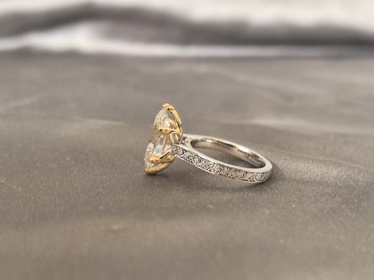 OV-039|Vintage engraved solitaire ring|Oval-cut lab diamond|6-prong set |Milgrain edged ring shank
