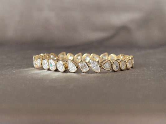 B-013 | Bezel-Set Oval/Pear/Emerald/Heart Diamond Bracelet | Durable Box-Style Clasp Closure | Elegant Special Occasion (Copy)