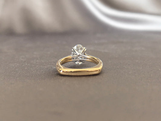 OV-057 | Oval-Cut Lab-Grown Diamond Two-Tone Solitaire Ring | Six-Prong-Set | Two-Tone Crisscross Basket Design
