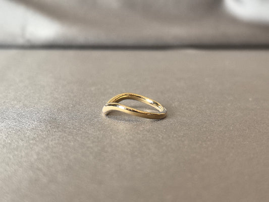BW-010 | Curved V-Shaped Gold Ring for Engagement Rings | Durable Snag-Free Finish | Timeless Curved Promise Ring