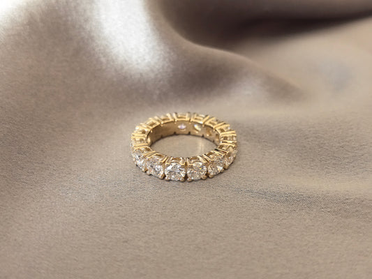 BW-007 | Round-Cut Lab-Grown Diamond Full Eternity Band | Secure Shared-Prong Diamond Setting | Refined All-Around Sparkle Ring