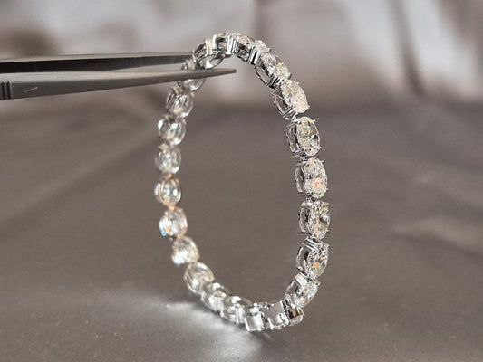 B-028 | Oval Diamond Bracelet |East-West Setting|Elegant & Brilliant| 14k White Gold