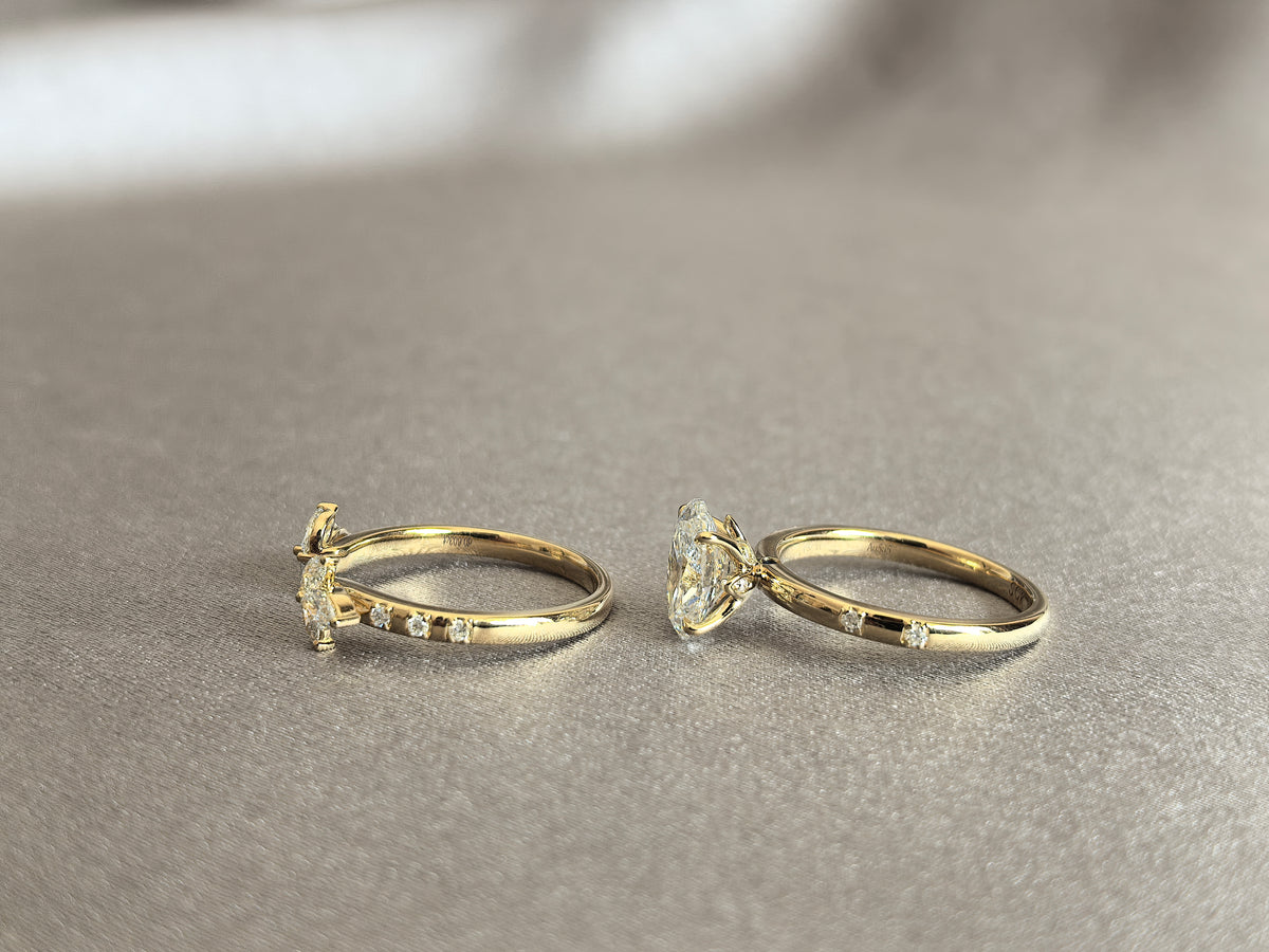 Juno Diamond OV-068 | 2ct Oval-Cut Lab-Grown Diamond Solitaire & Marquise Leaf Ring Enhancer Set Ring