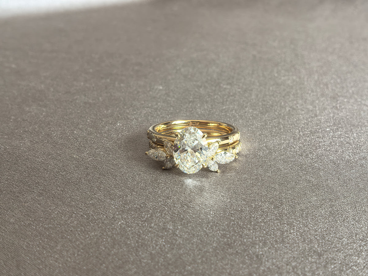Juno Diamond OV-068 | 2ct Oval-Cut Lab-Grown Diamond Solitaire & Marquise Leaf Ring Enhancer Set Ring