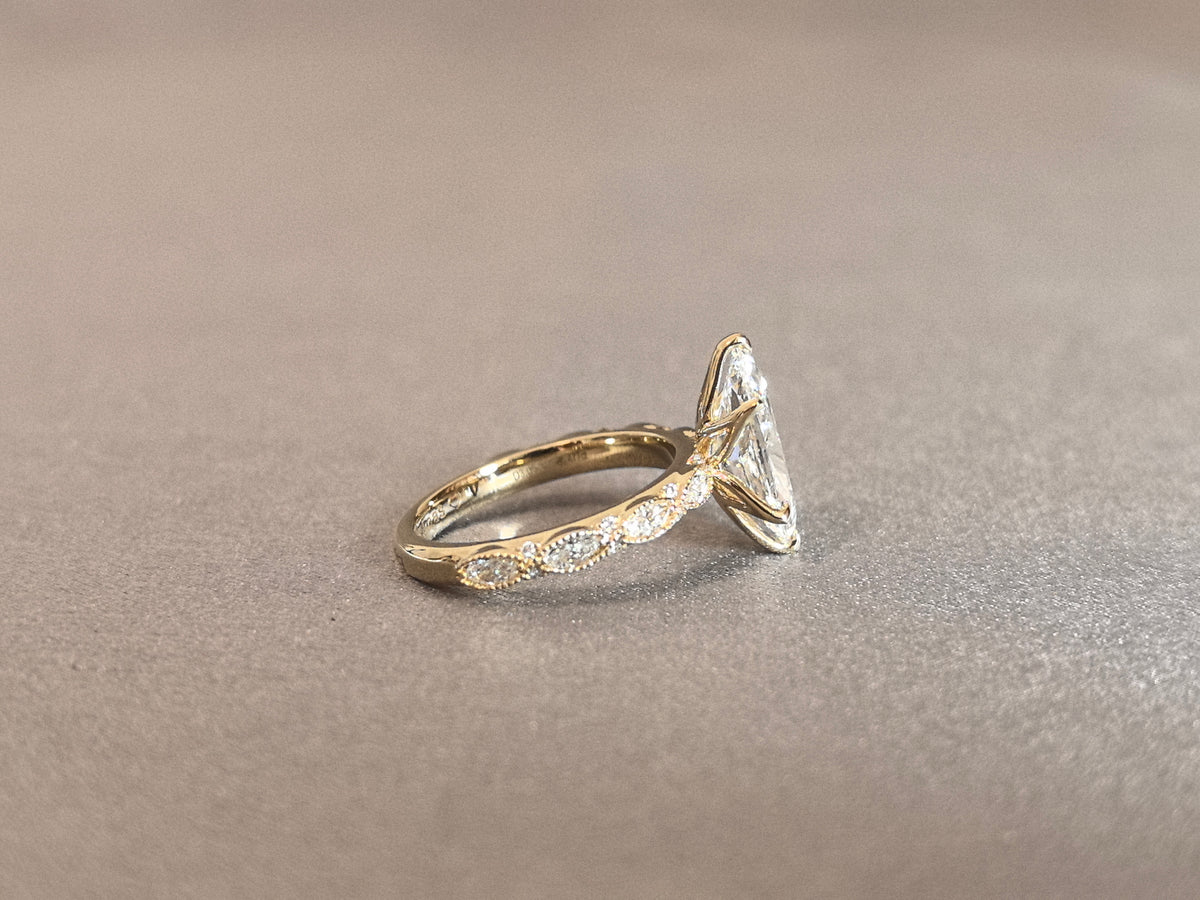 Juno Diamond MA-080 | Marquise-Cut Lab-Grown Diamond Pavé Band Prong Ring Ring