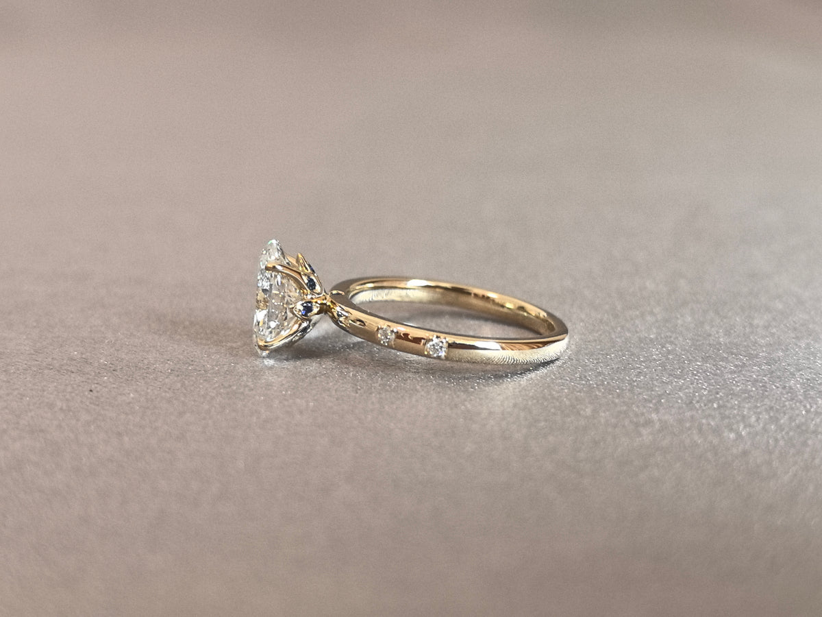 Juno Diamond OV-085 | 2 Carat Oval-Cut Lab-Grown Diamond Ring with Spaced Diamond-Cluster Accents Ring