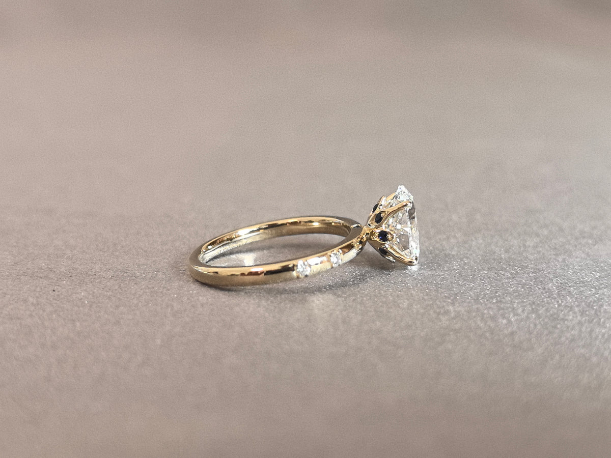 Juno Diamond OV-085 | 2 Carat Oval-Cut Lab-Grown Diamond Ring with Spaced Diamond-Cluster Accents Ring