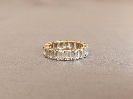 Juno Diamond EM-033 | Emerald-Cut Lab-Grown Diamond Full-Eternity Ring with Corner-Prong Setting in Yellow Gold Ring