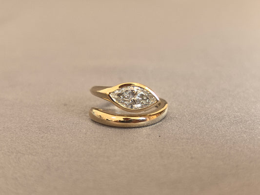 Juno Diamond MA-081 | 1 Carat Marquise-Cut Lab-Grown Diamond Wrap-Around Bezel Ring Ring