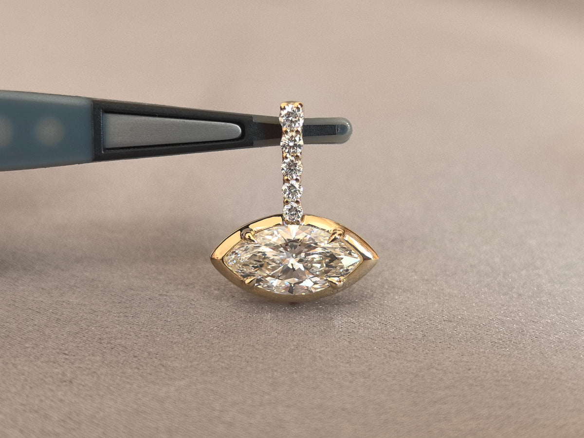 Juno Diamond P-020 | Marquise-Cut Lab-Grown Diamond Full-Bezel Pendant Pendant