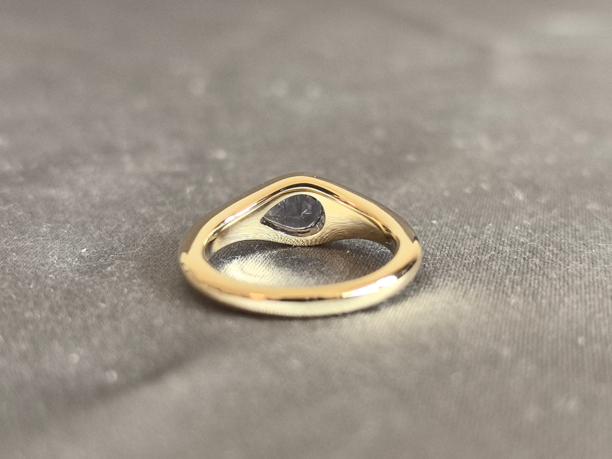 Juno Diamond PE-050 | Deep Gray Pear-Cut Lab-Grown Diamond Sculptural Wave Ring Ring