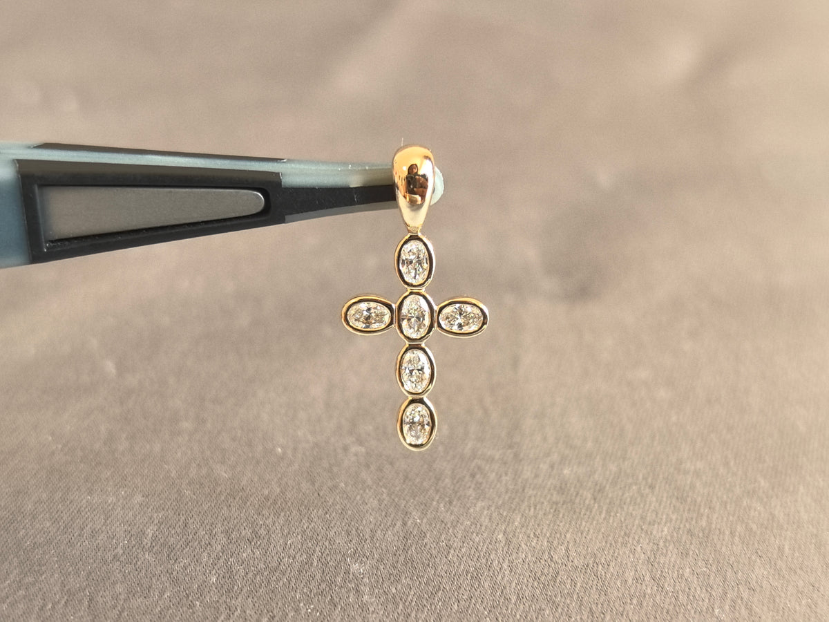 Juno Diamond P-021 | Six-Stone Oval Lab-Grown Diamond Cross Pendant with Bezel Setting Pendant