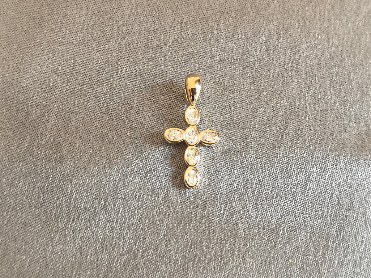 Juno Diamond P-021 | Six-Stone Oval Lab-Grown Diamond Cross Pendant with Bezel Setting Pendant