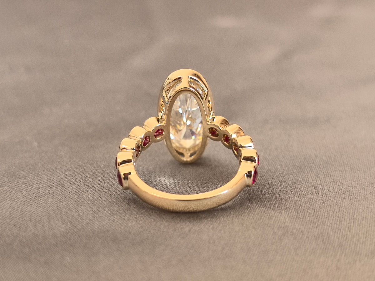 Juno Diamond OV-086 | 5 Carat White Moval Lab-Grown Diamond Bezel Ring with Red Diamond Accents Ring