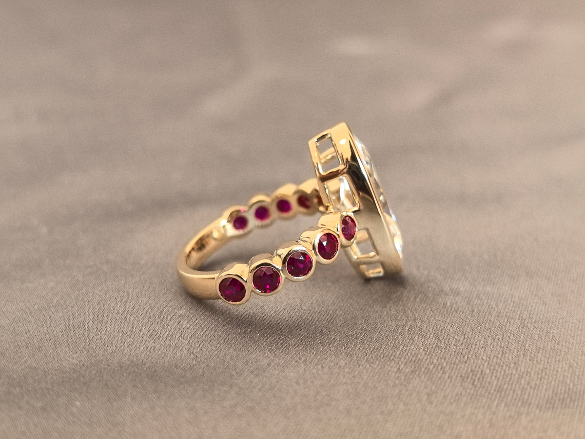 Juno Diamond OV-086 | 5 Carat White Moval Lab-Grown Diamond Bezel Ring with Red Diamond Accents Ring