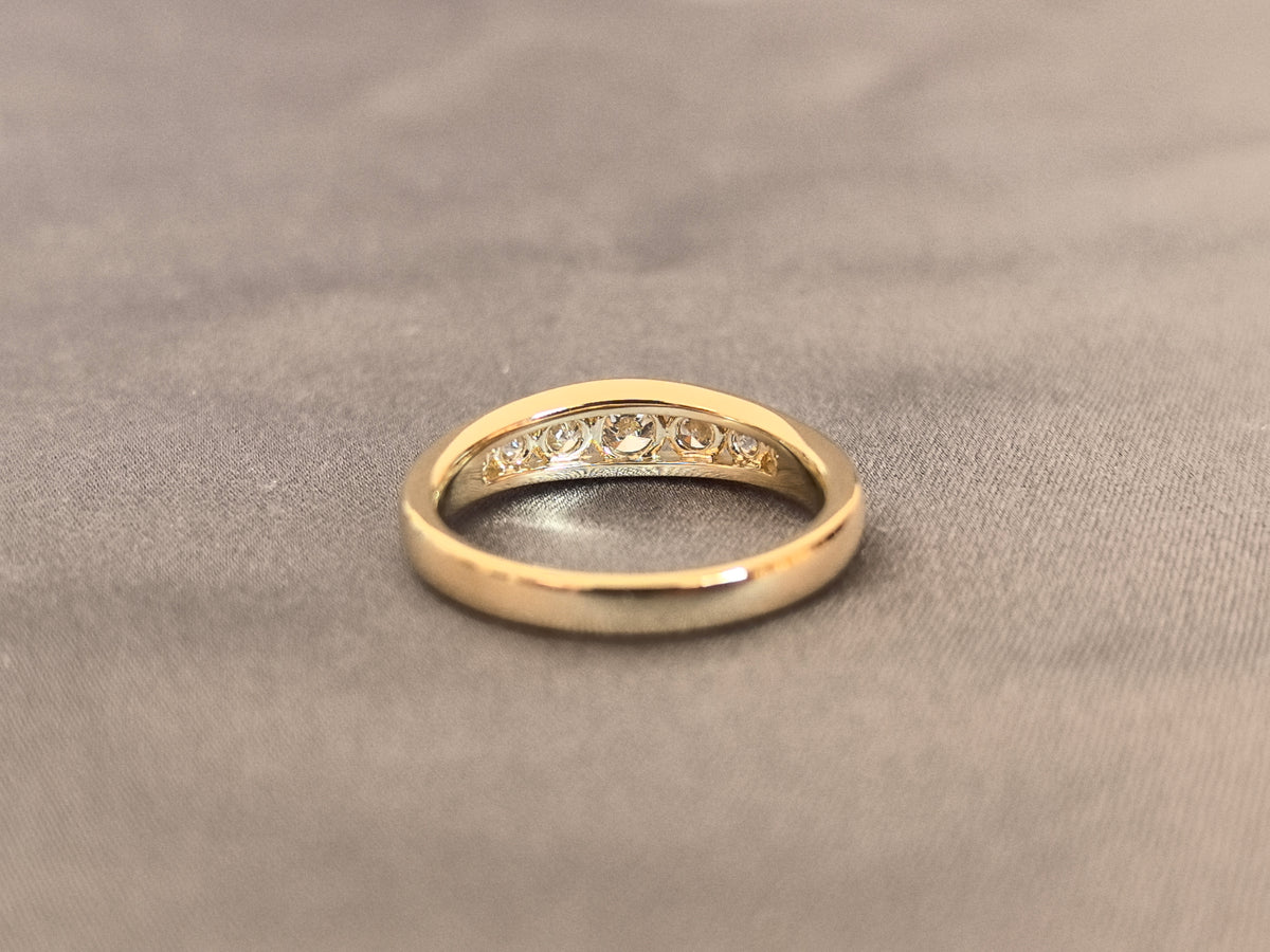 Juno Diamond RO-060 | Seven-Stone Round Lab-Grown Diamond Channel-Set Curve Ring Ring