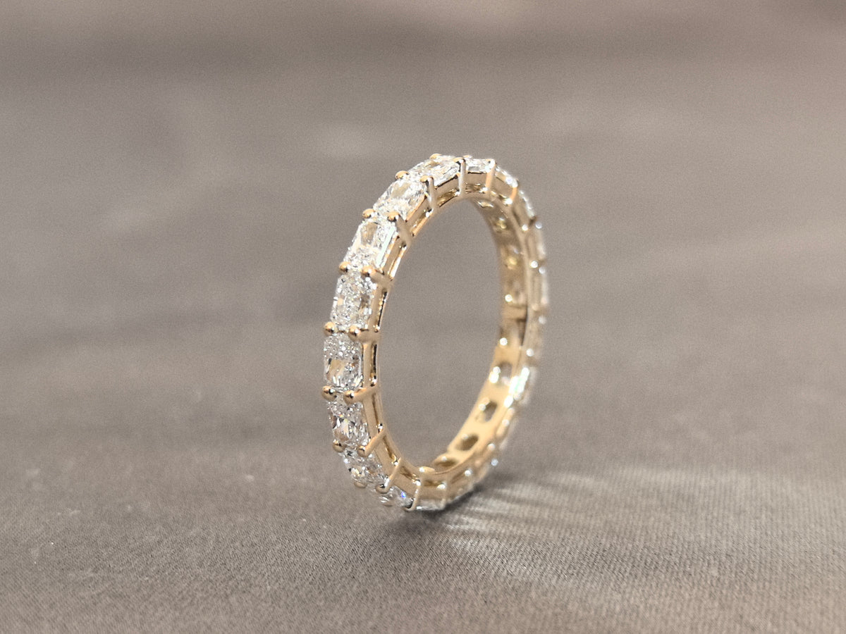 Juno Diamond MX-031 | Alternating Radiant and Cushion Mixed-Shape Lab-Grown Diamond Eternity Ring Ring