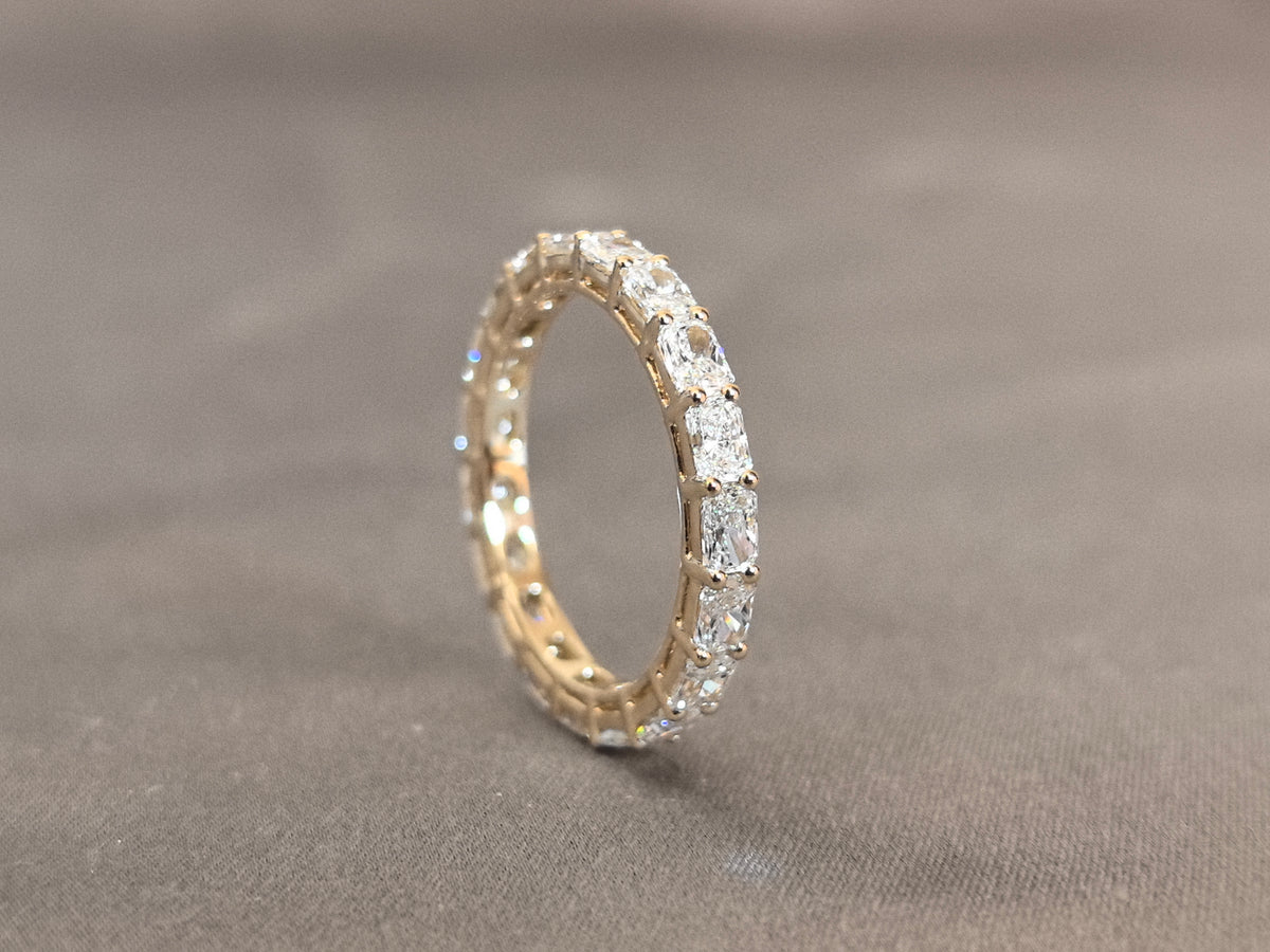 Juno Diamond MX-031 | Alternating Radiant and Cushion Mixed-Shape Lab-Grown Diamond Eternity Ring Ring