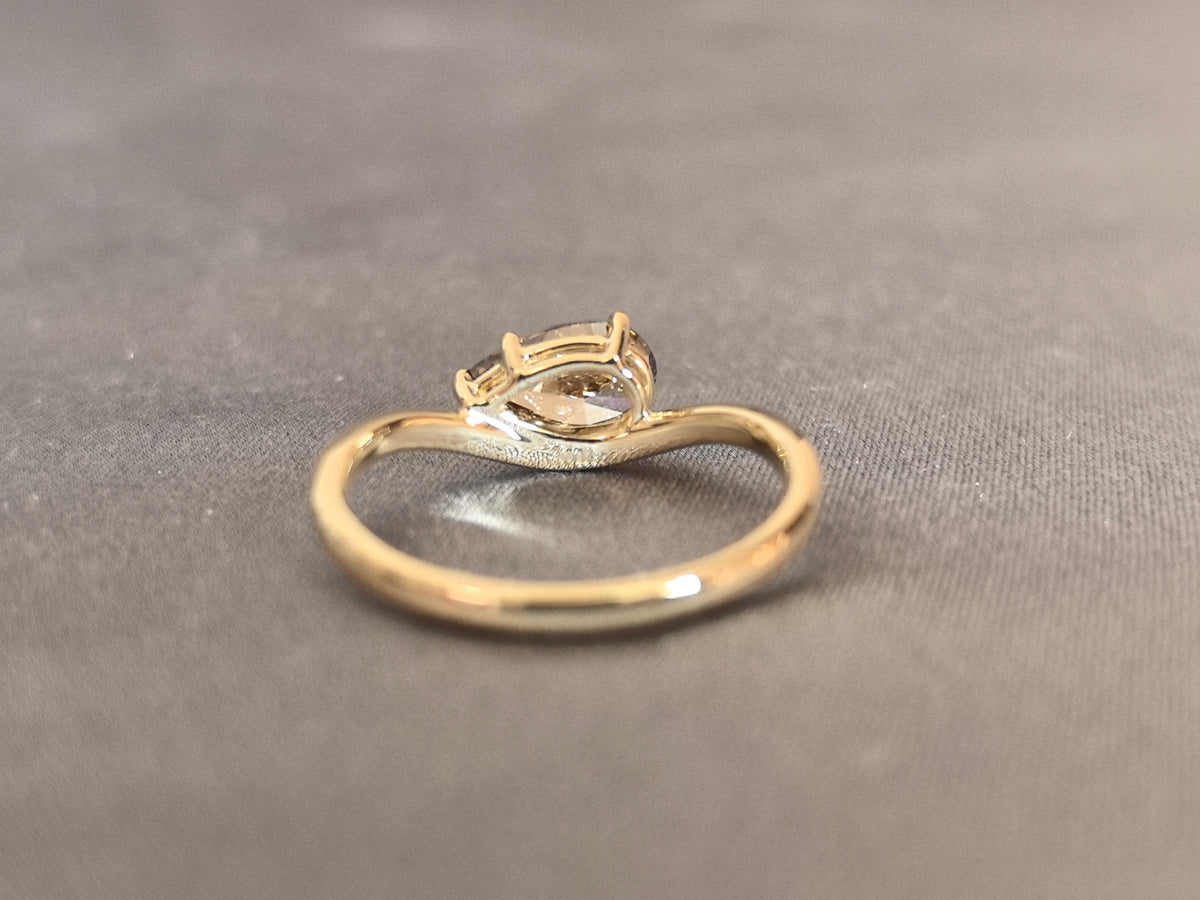 Juno Diamond PE-052 | 1 Carat Champagne Pear-Cut Lab-Grown Diamond Sculptural Wave Ring Ring