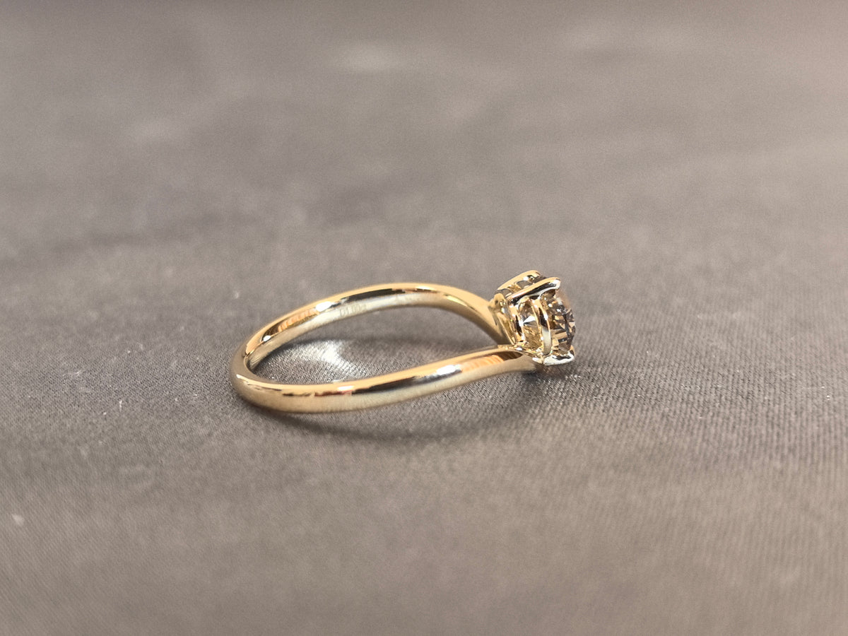 Juno Diamond PE-052 | 1 Carat Champagne Pear-Cut Lab-Grown Diamond Sculptural Wave Ring Ring