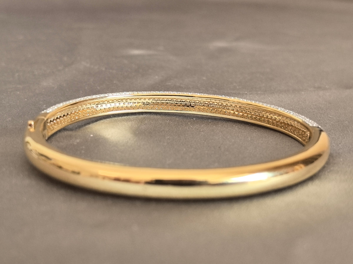 Juno Diamond B-050 | Dense Continuous Round Lab-Grown Diamond Pavé Bangle Bracelet Bracelet