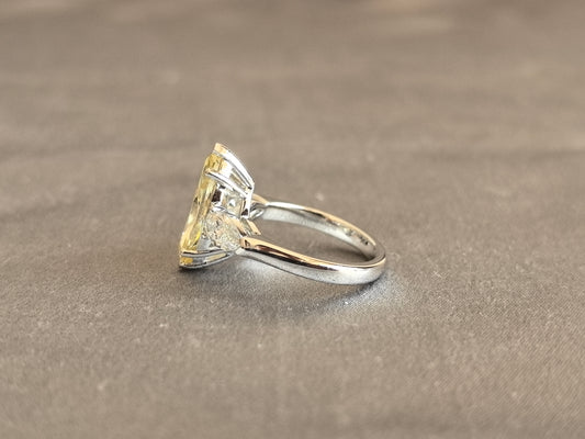 Juno Diamond MX-033 | Yellow Mixed-Cut Lab-Grown Diamond Three-Stone Ring Ring