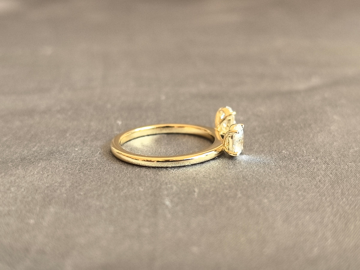 Juno Diamond OV-089 | Oval Lab-Grown Diamond Two-Stone Ring with Open Prong Bridge in Yellow Gold Ring