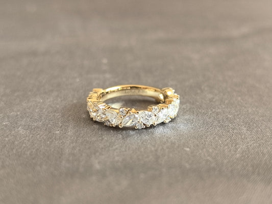 Juno Diamond MX-036 | Mixed-Cut Lab-Grown Diamond Ring with Prong-Set Continuous Cluster in Yellow Gold Ring